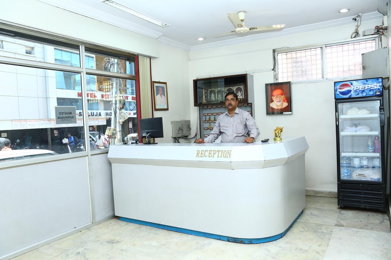 Sri Sai Krishna Deluxe Lodge Hyderabad Eksteriør billede