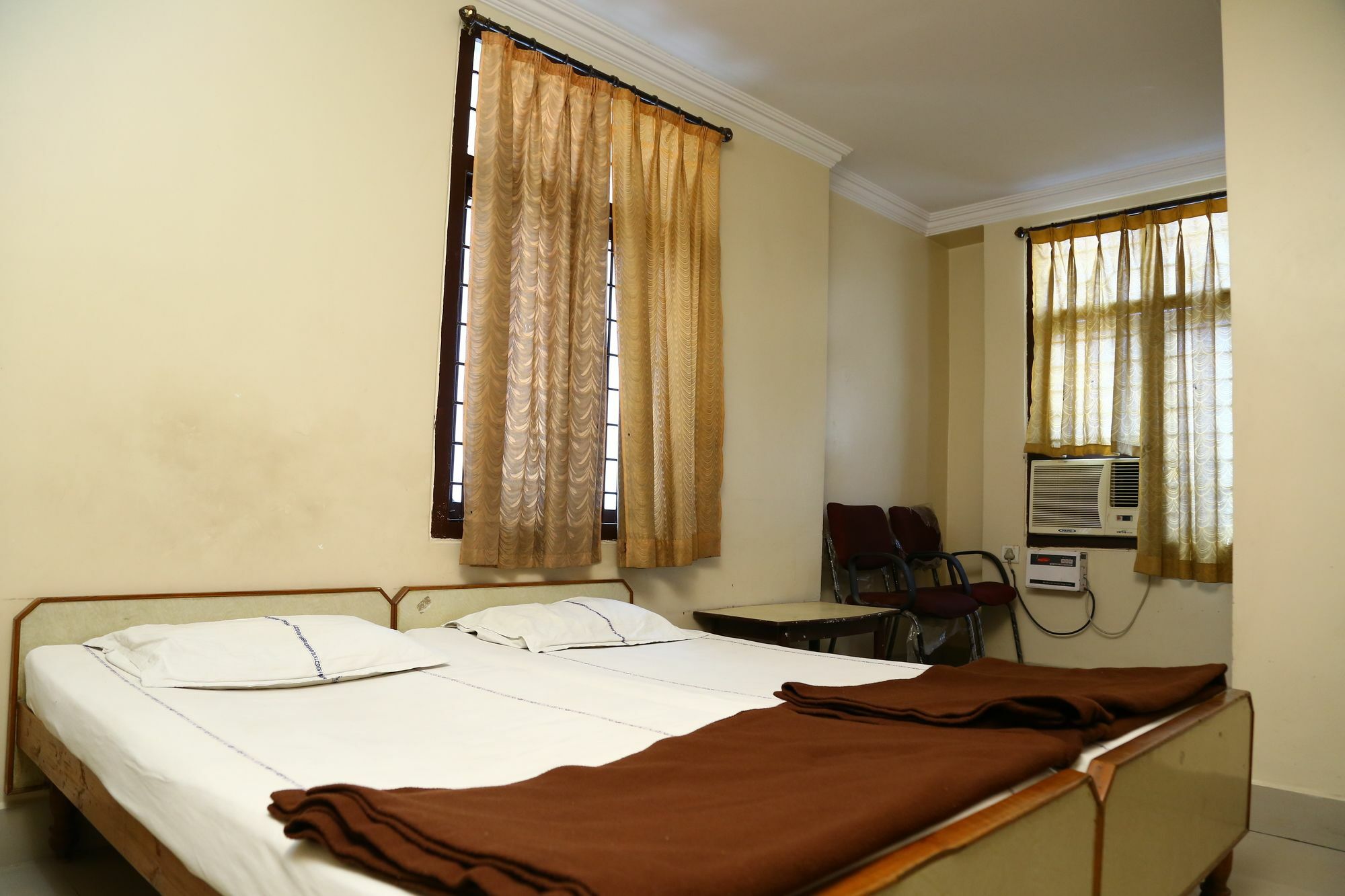 Sri Sai Krishna Deluxe Lodge Hyderabad Eksteriør billede